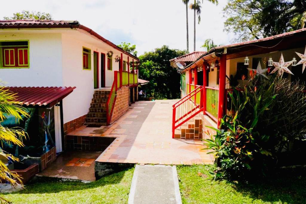 Finca Hotel El Laurel - Parque Del Cafe Montenegro Buitenkant foto